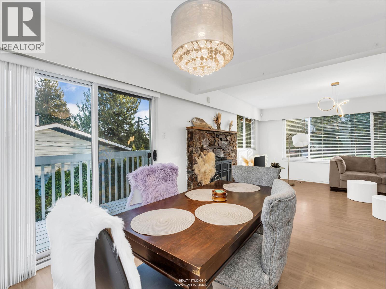 4158 Mt Seymour Parkway, North Vancouver, British Columbia  V7G 1C5 - Photo 9 - R3105125