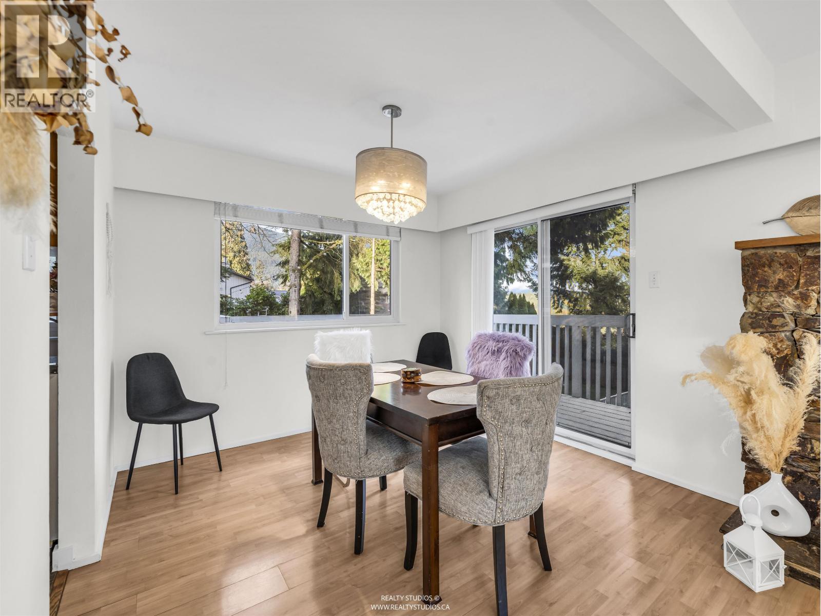 4158 Mt Seymour Parkway, North Vancouver, British Columbia  V7G 1C5 - Photo 8 - R3105125