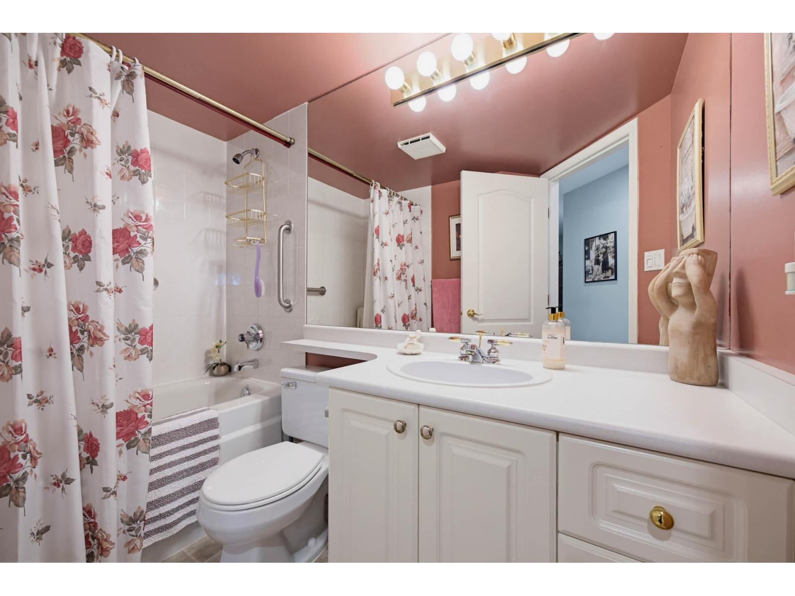 206 15150 108 Avenue, Surrey, British Columbia  V3R 0V1 - Photo 22 - R3111473