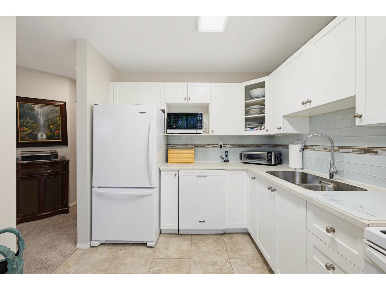 206 15150 108 Avenue, Surrey, British Columbia  V3R 0V1 - Photo 14 - R3111473