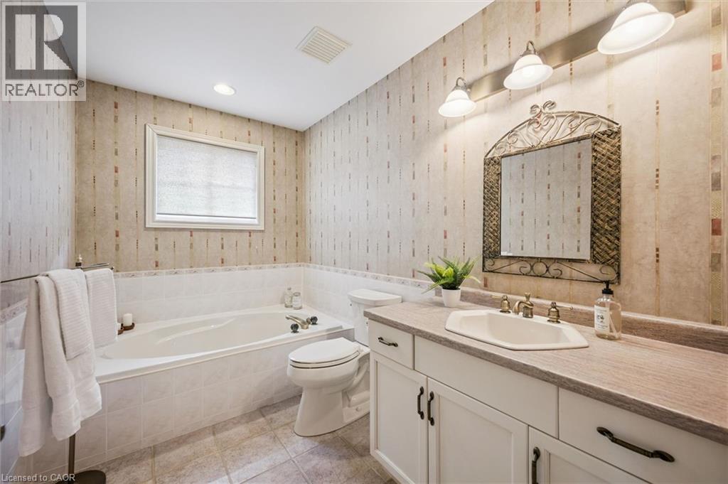 152 Golf Links Drive, Baden, Ontario  N3A 3P1 - Photo 18 - 40805124