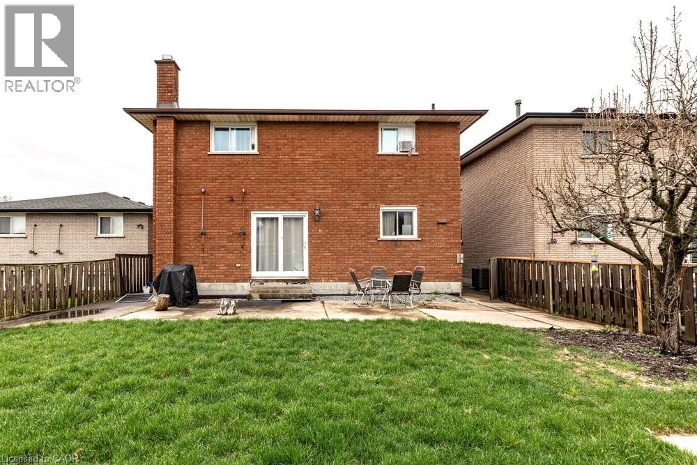 42 Lasila Court, Hamilton, Ontario  L9C 7B6 - Photo 32 - 40819653