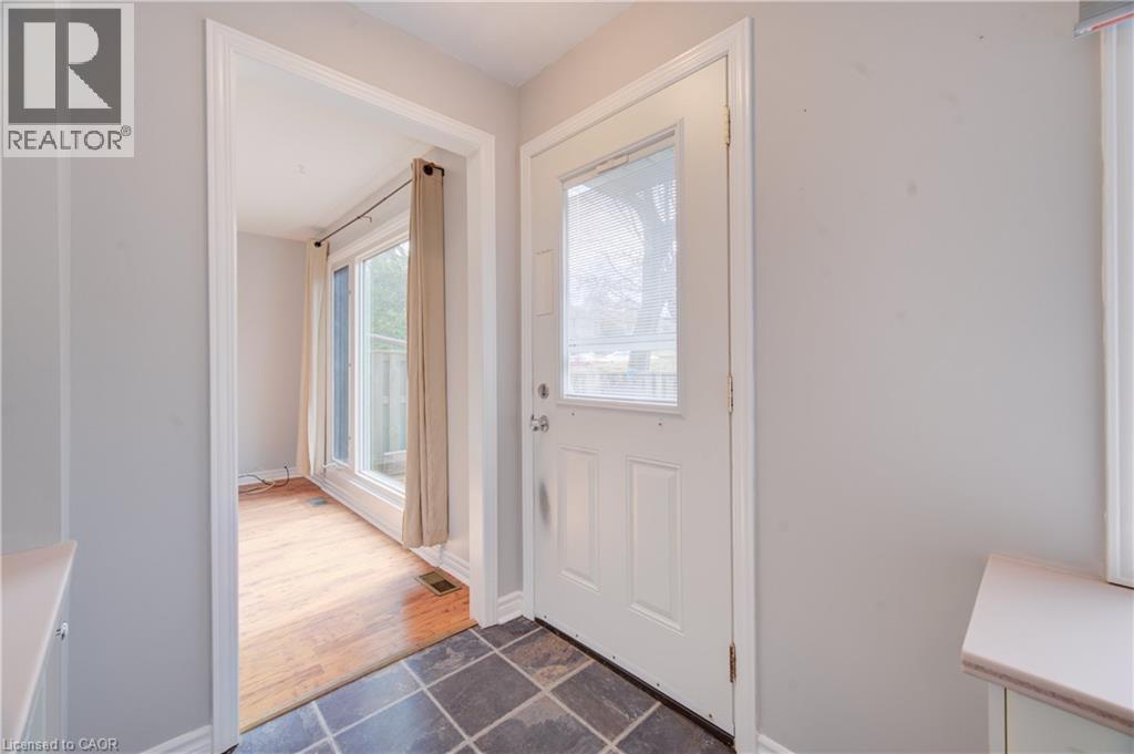 60 Wilsonview Avenue, Guelph, Ontario  N1G 2Z9 - Photo 4 - 40820846