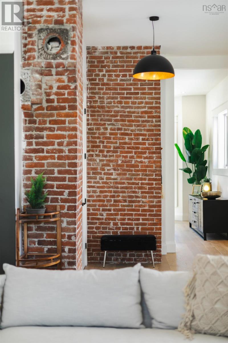 785 Young Avenue, Halifax, Nova Scotia  B3H 2V8 - Photo 10 - 202607309