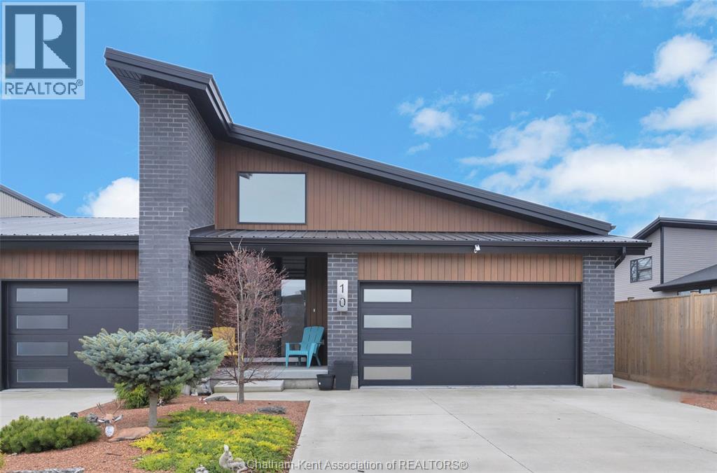 10 Clara Crescent, Chatham, Ontario  N7M 0R8 - Photo 1 - 26008125