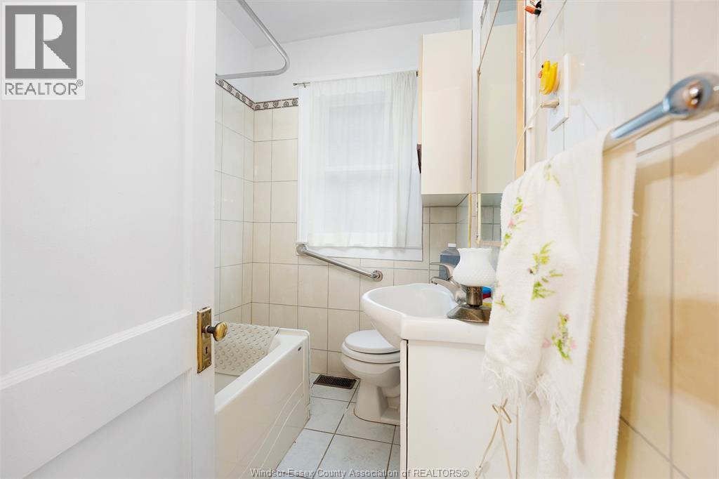 1845 Lincoln Road, Windsor, Ontario  N8W 2P6 - Photo 22 - 26008300