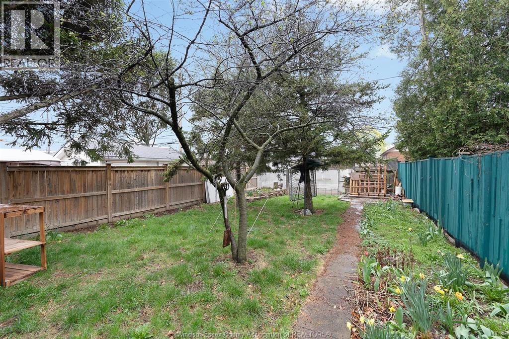 1845 Lincoln Road, Windsor, Ontario  N8W 2P6 - Photo 5 - 26008300