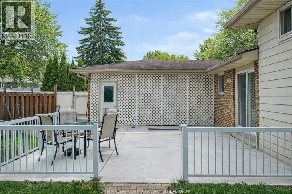 276 Fairway Crescent, Tecumseh, Ontario  N8N 2Z2 - Photo 37 - 26008234