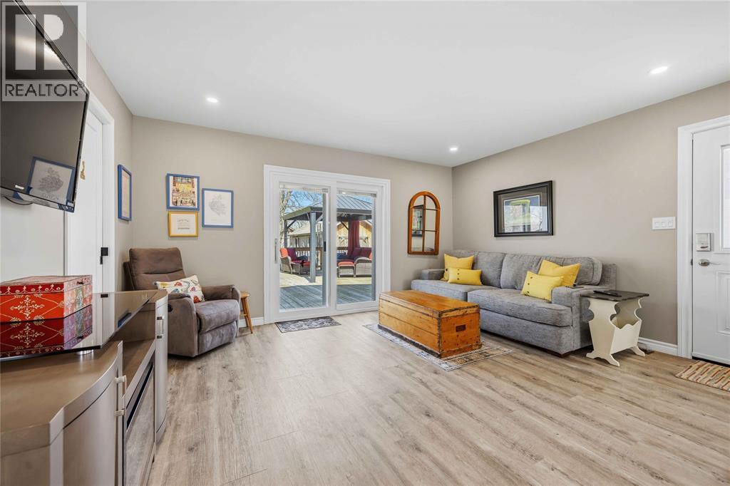 126 Church Street, St Clair, Ontario  N0N 1G0 - Photo 6 - 26008146