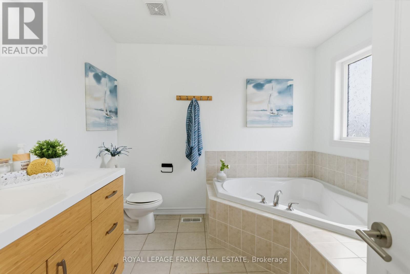 68 Forrester Drive, Clarington, Ontario  L1C 0K1 - Photo 25 - E13005658