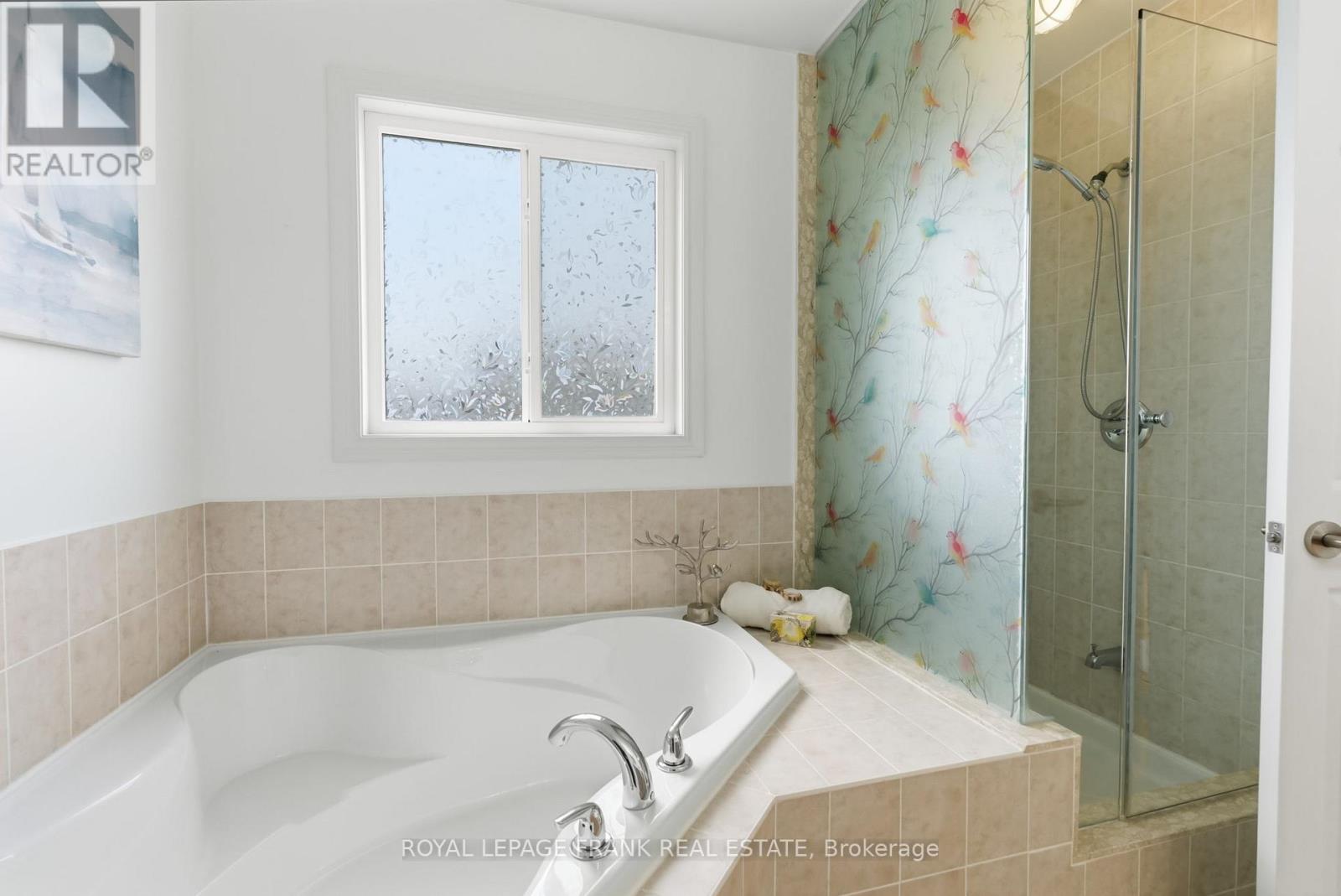 68 Forrester Drive, Clarington, Ontario  L1C 0K1 - Photo 27 - E13005658