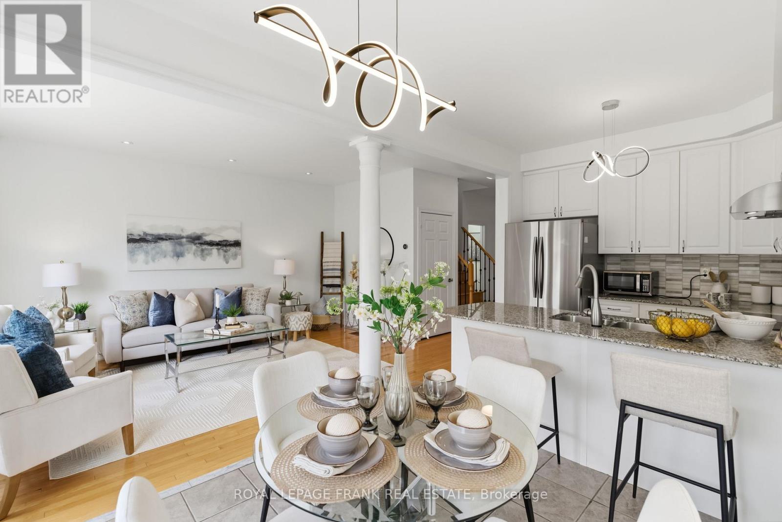 68 Forrester Drive, Clarington, Ontario  L1C 0K1 - Photo 4 - E13005658