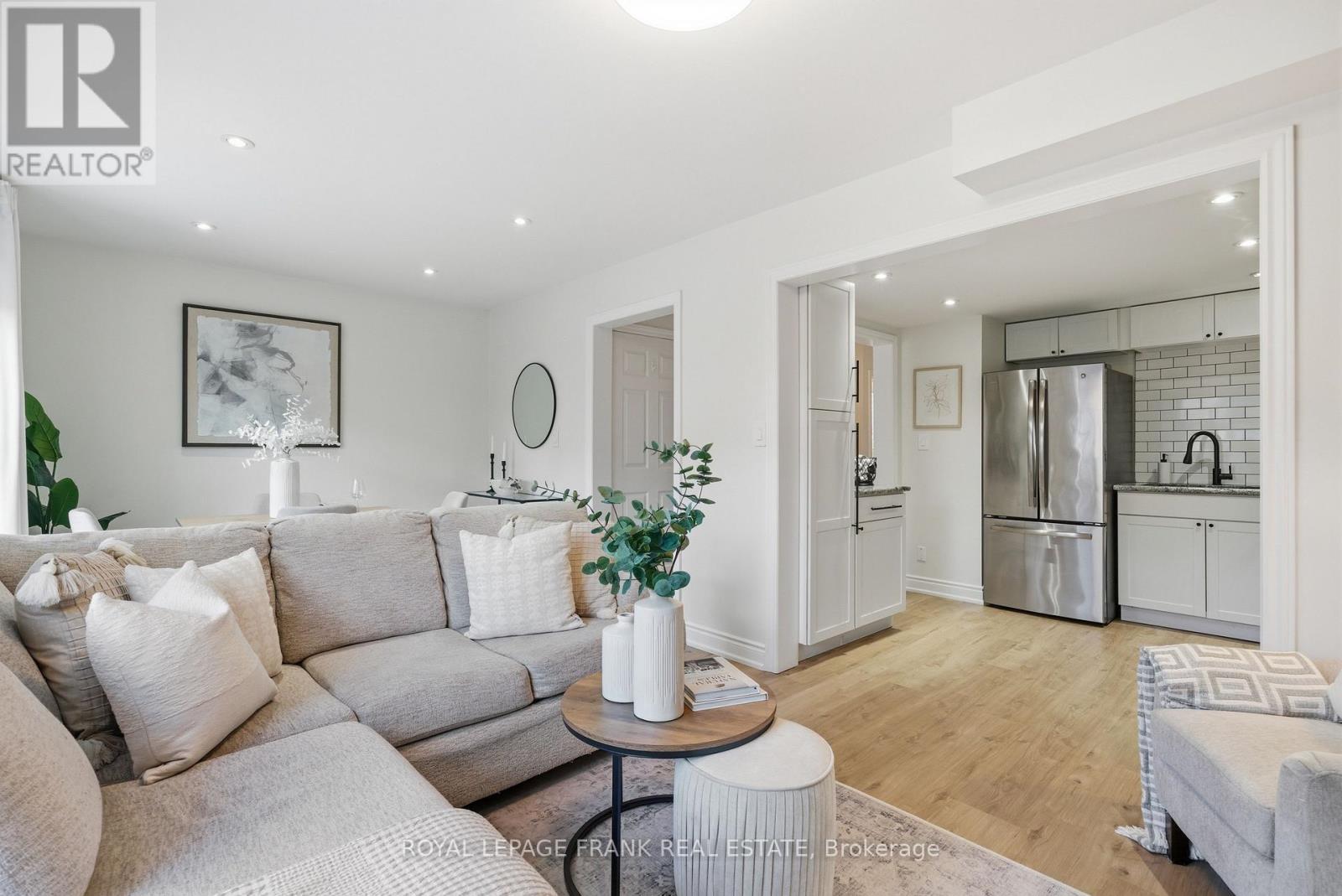 101 Trewin Lane, Clarington, Ontario  L1C 4X3 - Photo 5 - E13006094