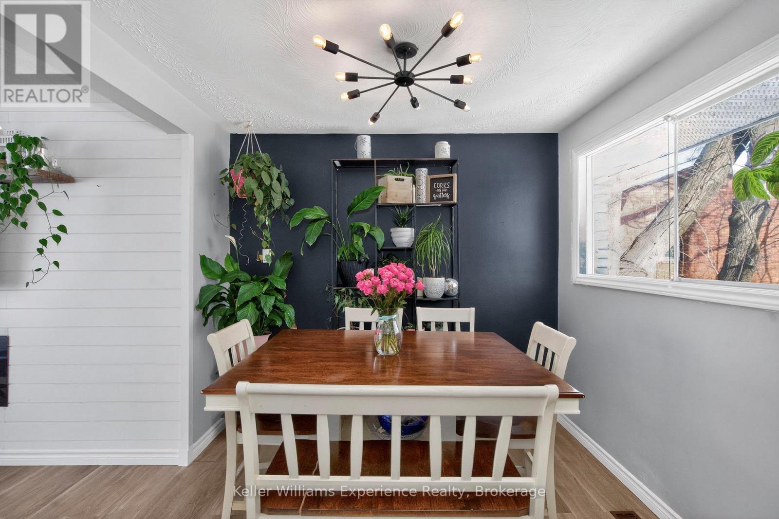 229 Mountain Avenue, Tay, Ontario  L0K 2C0 - Photo 12 - S13005770