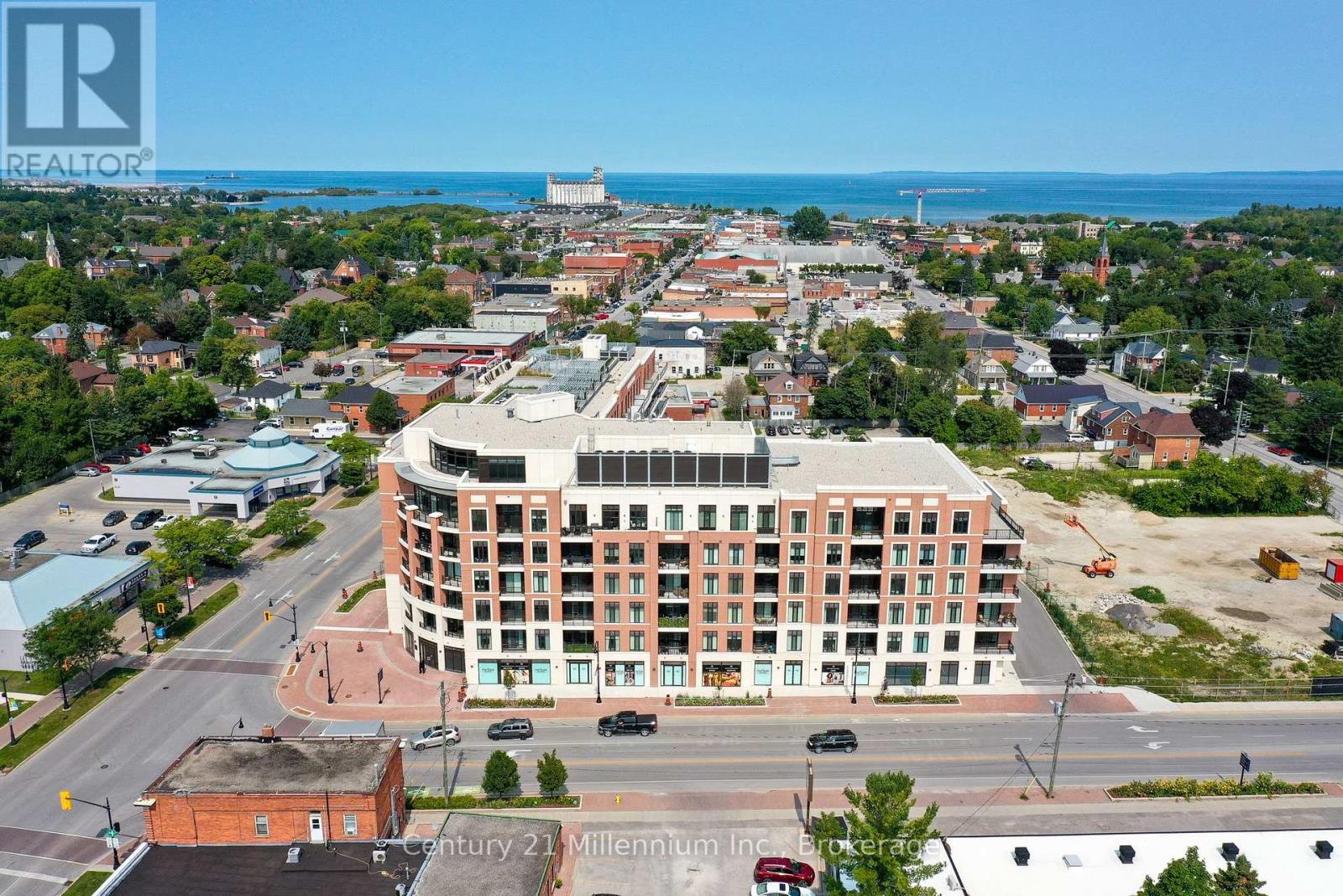 410 - 1 Hume Street, Collingwood, Ontario  L9Y 0X3 - Photo 2 - S13005954