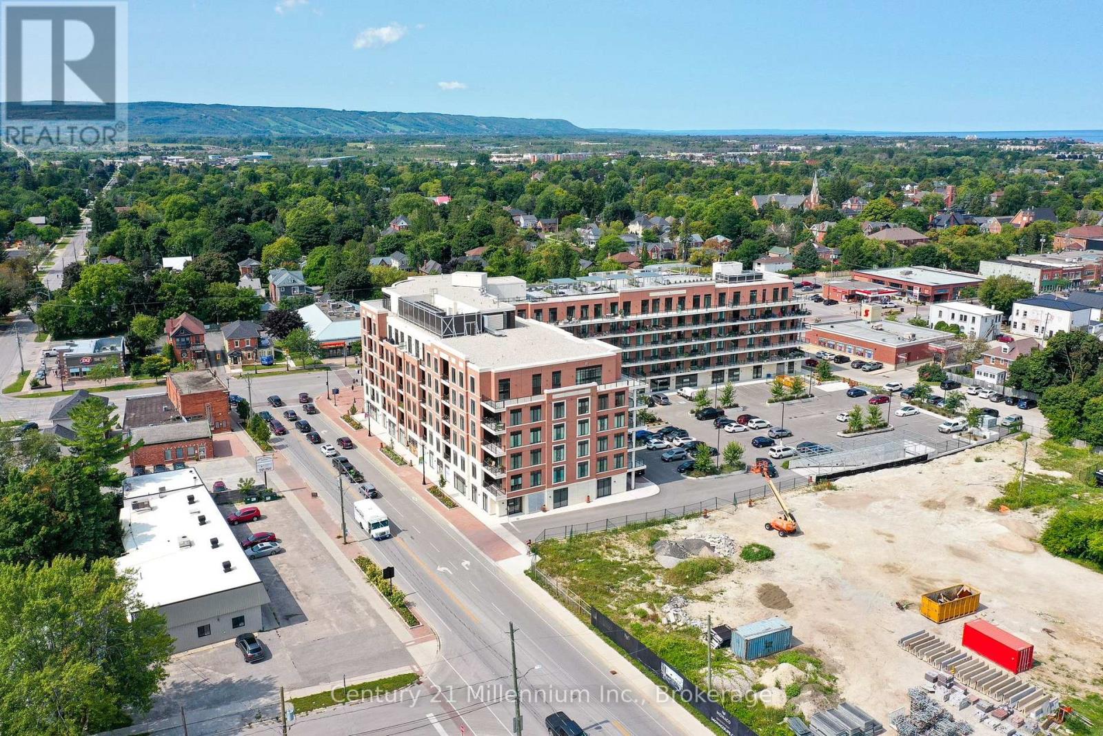 410 - 1 Hume Street, Collingwood, Ontario  L9Y 0X3 - Photo 4 - S13005954