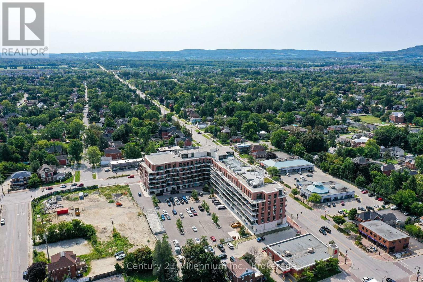 410 - 1 Hume Street, Collingwood, Ontario  L9Y 0X3 - Photo 5 - S13005954