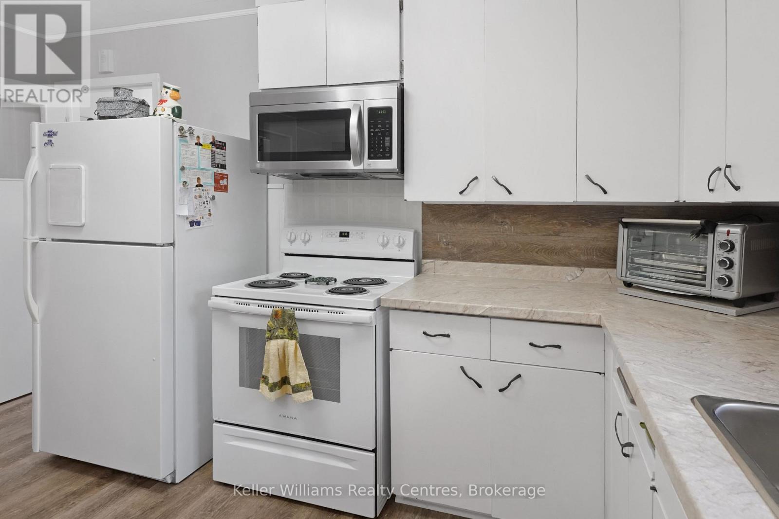 192 George Street, South Bruce Peninsula, Ontario  N0H 2T0 - Photo 12 - X13005664