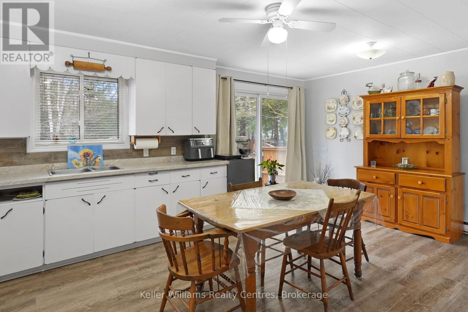 192 George Street, South Bruce Peninsula, Ontario  N0H 2T0 - Photo 8 - X13005664