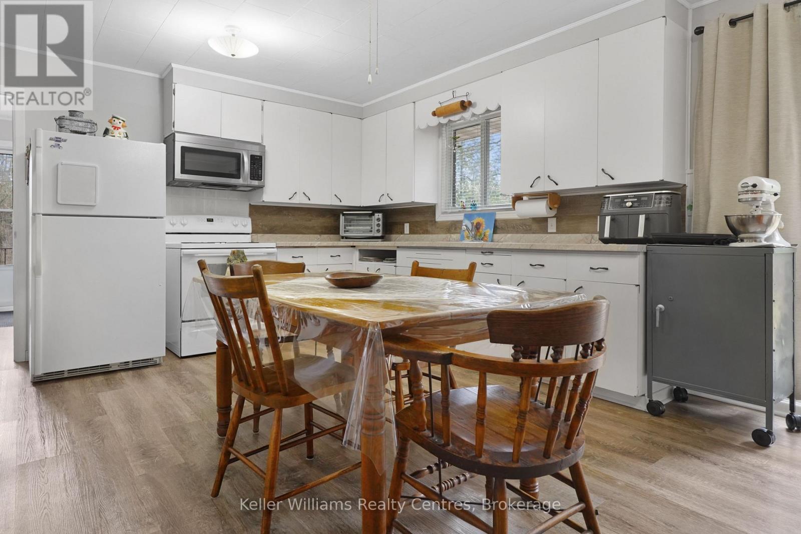 192 George Street, South Bruce Peninsula, Ontario  N0H 2T0 - Photo 9 - X13005664