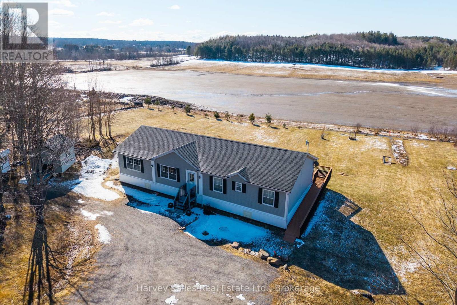 1120 Shea Road, Muskoka Lakes, Ontario  P0B 1M0 - Photo 41 - X13005724