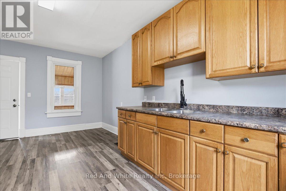 12 Todd Street, Cambridge, Ontario N1R 1G5 - Photo 14 - X13005920