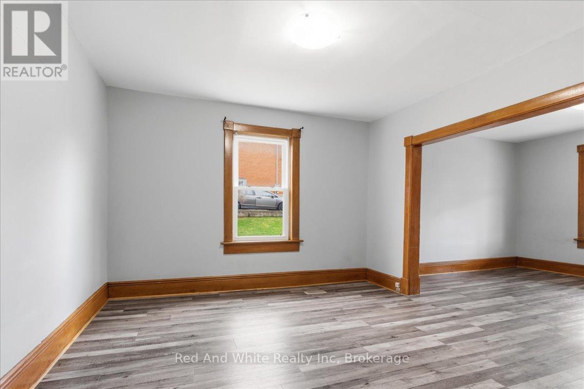 12 Todd Street, Cambridge, Ontario N1R 1G5 - Photo 8 - X13005920