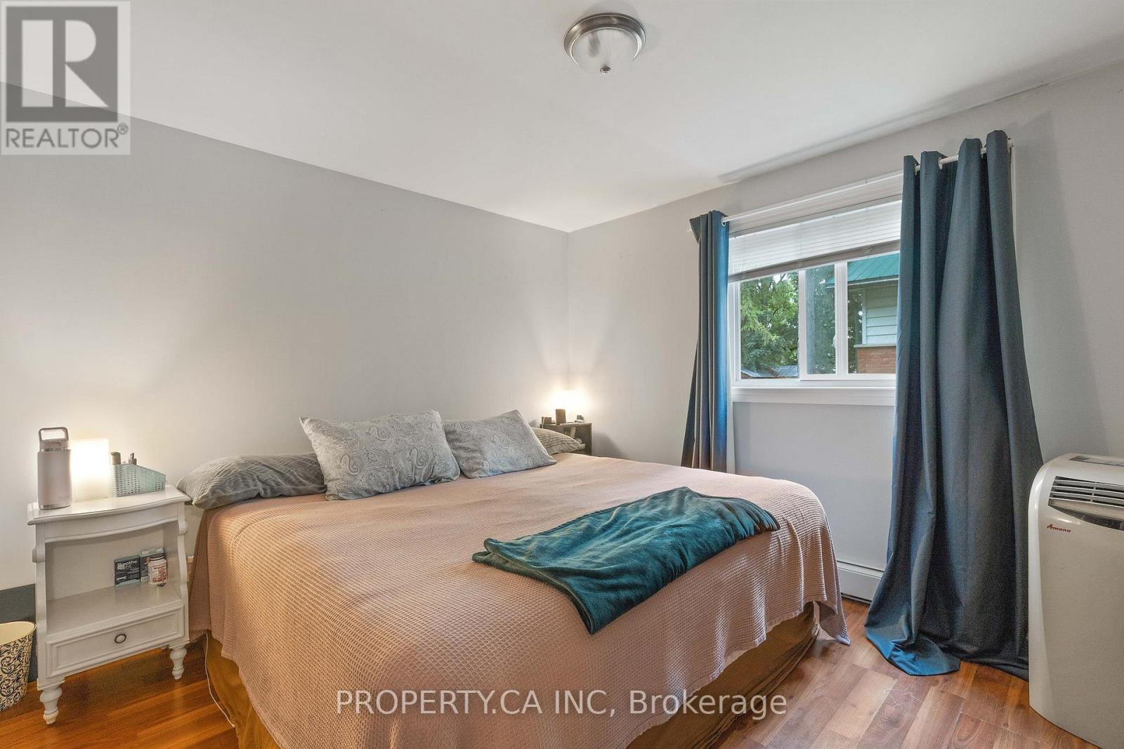 190 Ann Street, North Middlesex, Ontario  N0M 2K0 - Photo 17 - X13005882