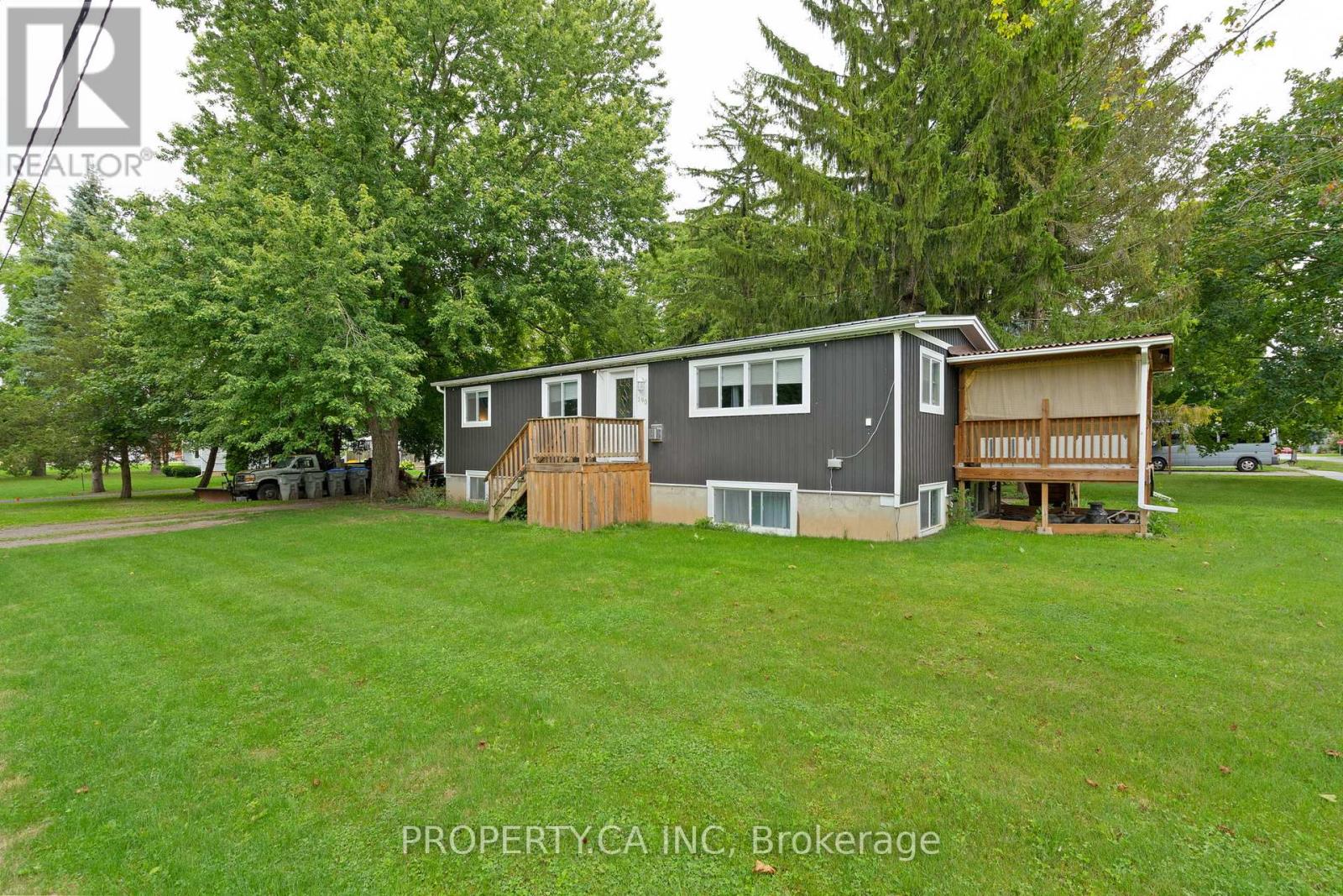 190 Ann Street, North Middlesex, Ontario  N0M 2K0 - Photo 2 - X13005882