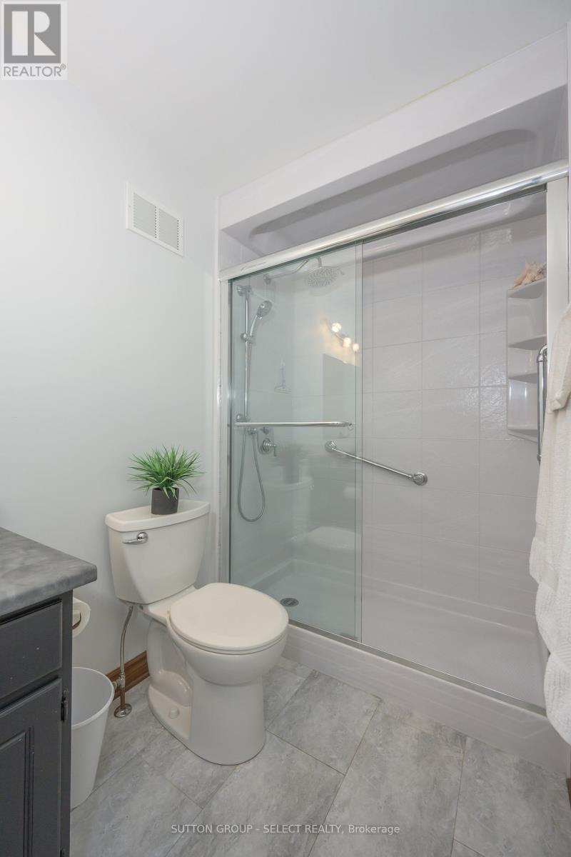 260 Village Green Avenue, London South, Ontario  N6J 3Z6 - Photo 22 - X13005888