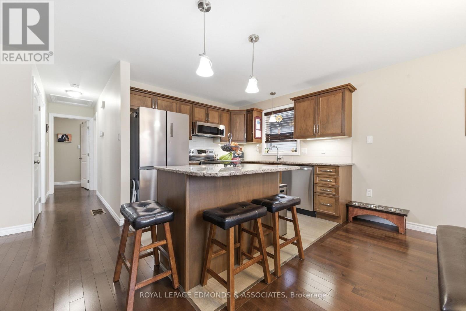 5 Nile Street, Petawawa, Ontario  K8H 2W8 - Photo 14 - X13005946