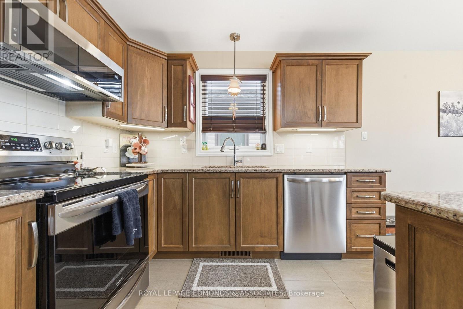 5 Nile Street, Petawawa, Ontario  K8H 2W8 - Photo 16 - X13005946