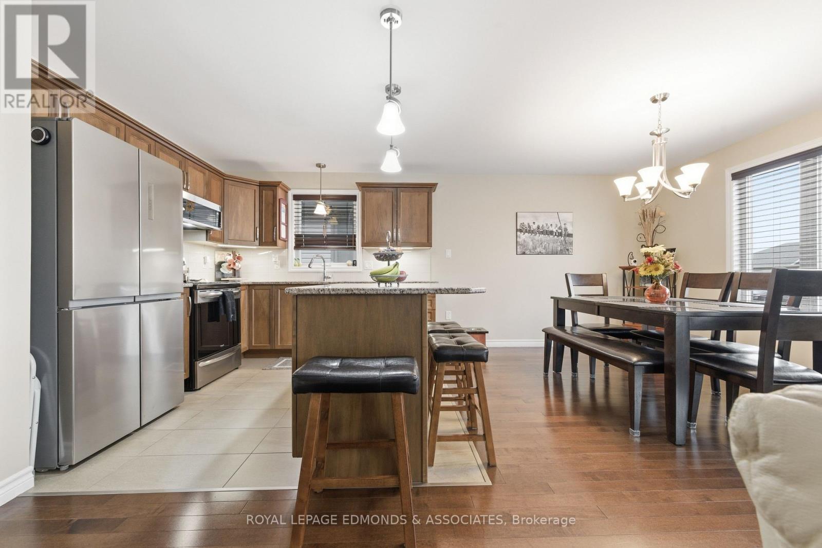 5 Nile Street, Petawawa, Ontario  K8H 2W8 - Photo 18 - X13005946