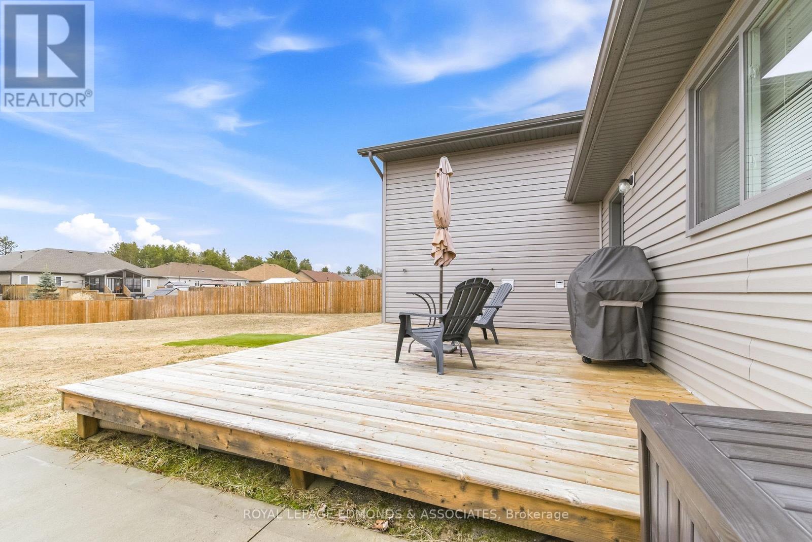 5 Nile Street, Petawawa, Ontario  K8H 2W8 - Photo 28 - X13005946