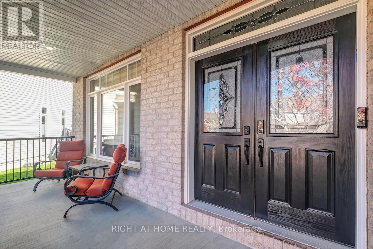 211 Denali Way, Ottawa, Ontario  K2S 0N1 - Photo 3 - X13005840