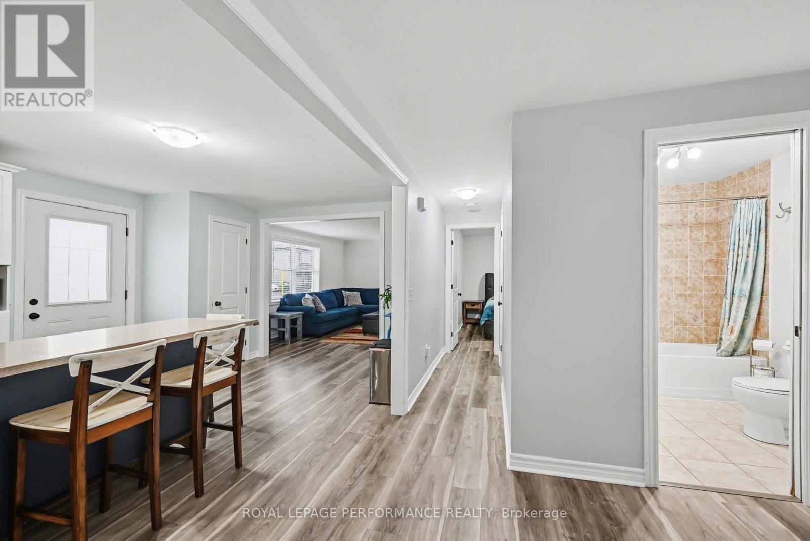 15 Forget Street, Russell, Ontario  K0A 1W0 - Photo 11 - X13005894