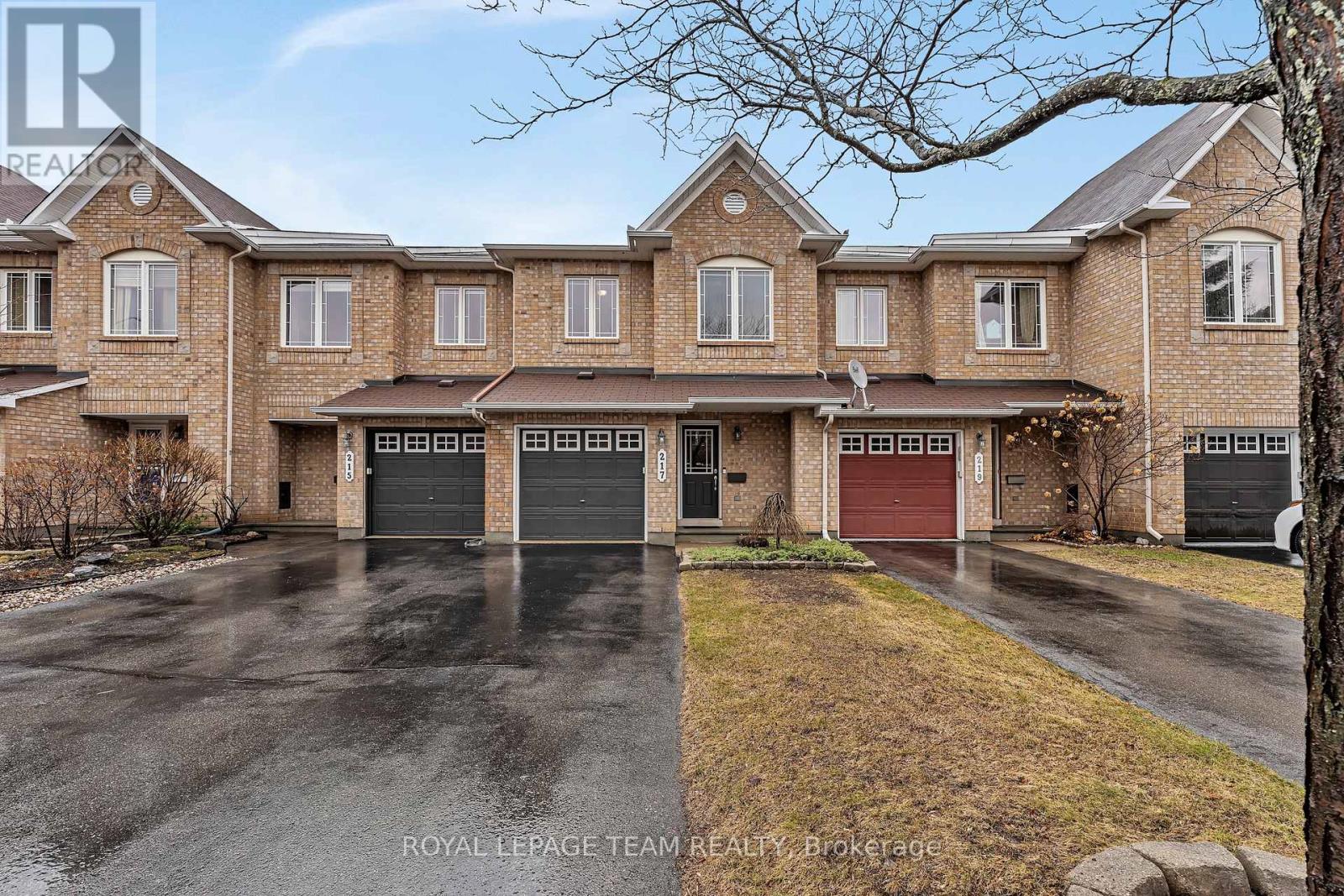 217 HUNTERBROOK STREET, Ottawa, Ontario