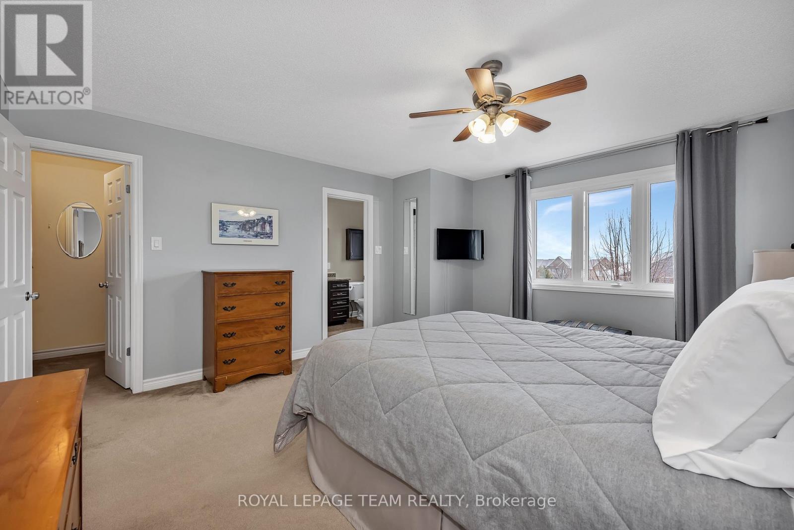 217 Hunterbrook Street, Ottawa, Ontario  K2K 0E6 - Photo 12 - X13006092