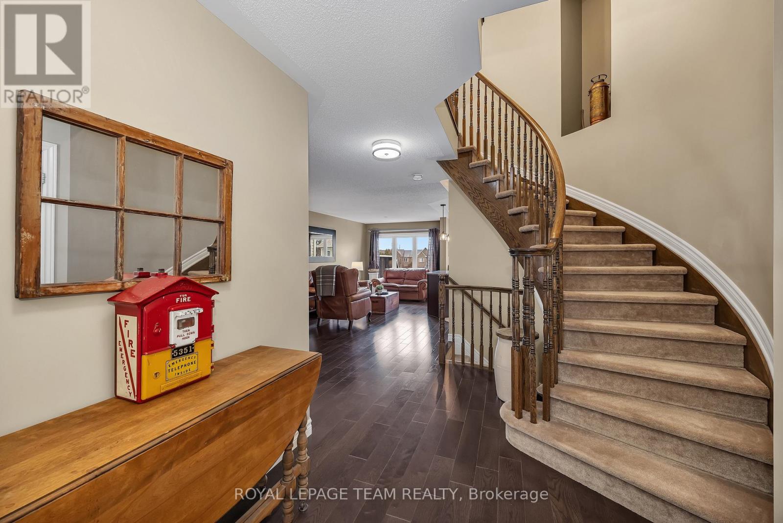 217 Hunterbrook Street, Ottawa, Ontario  K2K 0E6 - Photo 2 - X13006092