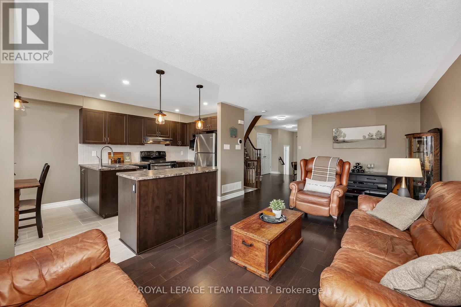 217 Hunterbrook Street, Ottawa, Ontario  K2K 0E6 - Photo 5 - X13006092