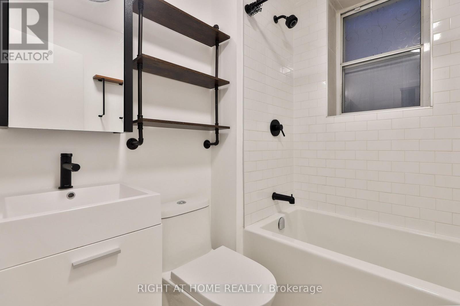 2f - 552 College Street, Toronto, Ontario  M6G 1B1 - Photo 7 - C13005764