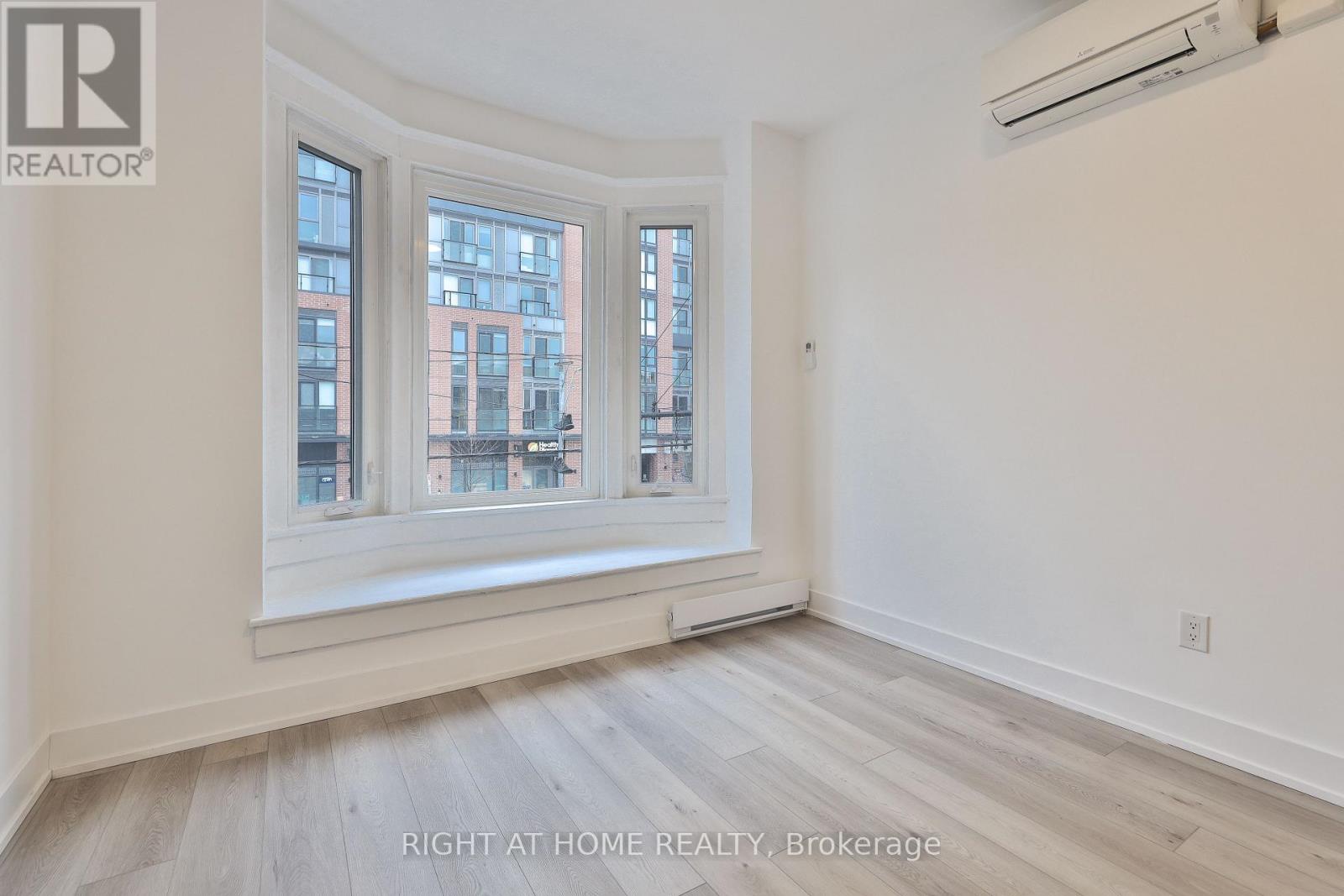 2f - 552 College Street, Toronto, Ontario  M6G 1B1 - Photo 8 - C13005764