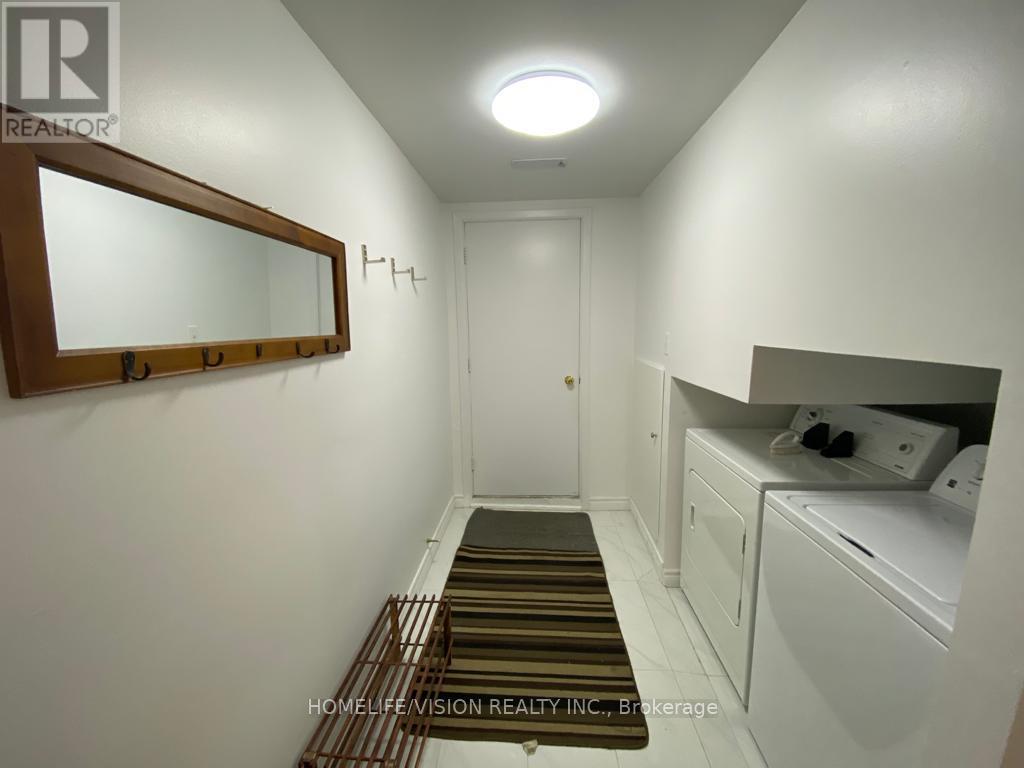 Lower - 179 Angus Drive, Toronto, Ontario  M2J 2W9 - Photo 5 - C13005830