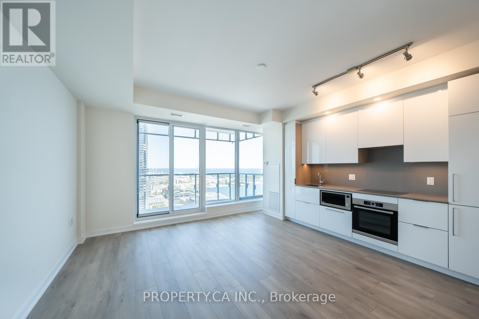 5108 - 28 Freeland Street, Toronto, Ontario  M5E 0E3 - Photo 3 - C13005864