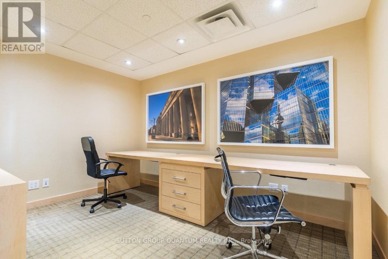 2604 - 65 Bremner Boulevard, Toronto, Ontario  M5J 0A7 - Photo 11 - C13005876