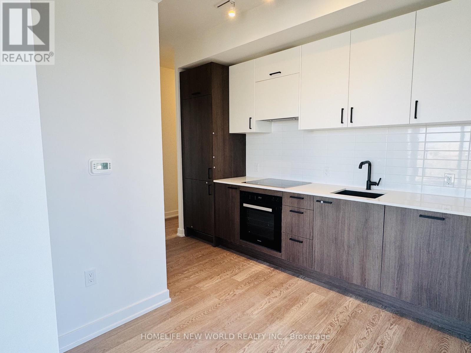 1005 - 5 Quarrington Lane, Toronto, Ontario  M3C 0S4 - Photo 4 - C13005924