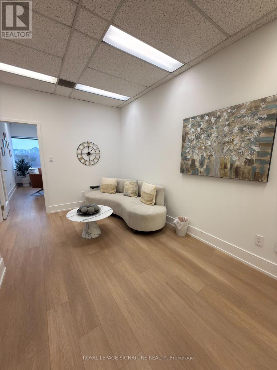 503 B - 220 Duncan Mill Road, Toronto (St. Andrew-Windfields), Ontario  M3B 3J5 - Photo 8 - C13005988