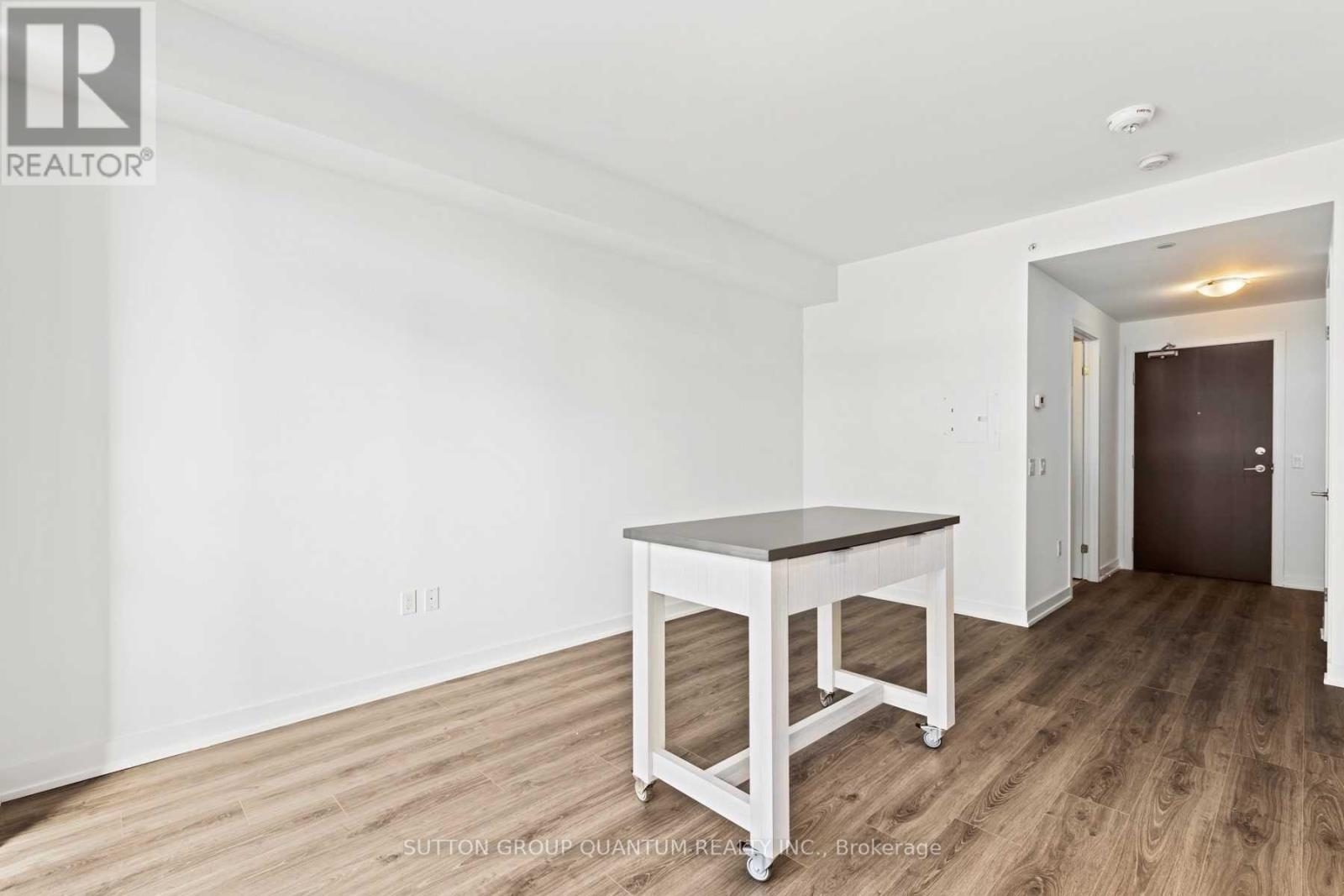 1002 - 38 Iannuzzi Street, Toronto, Ontario  M5V 0S2 - Photo 6 - C13005992