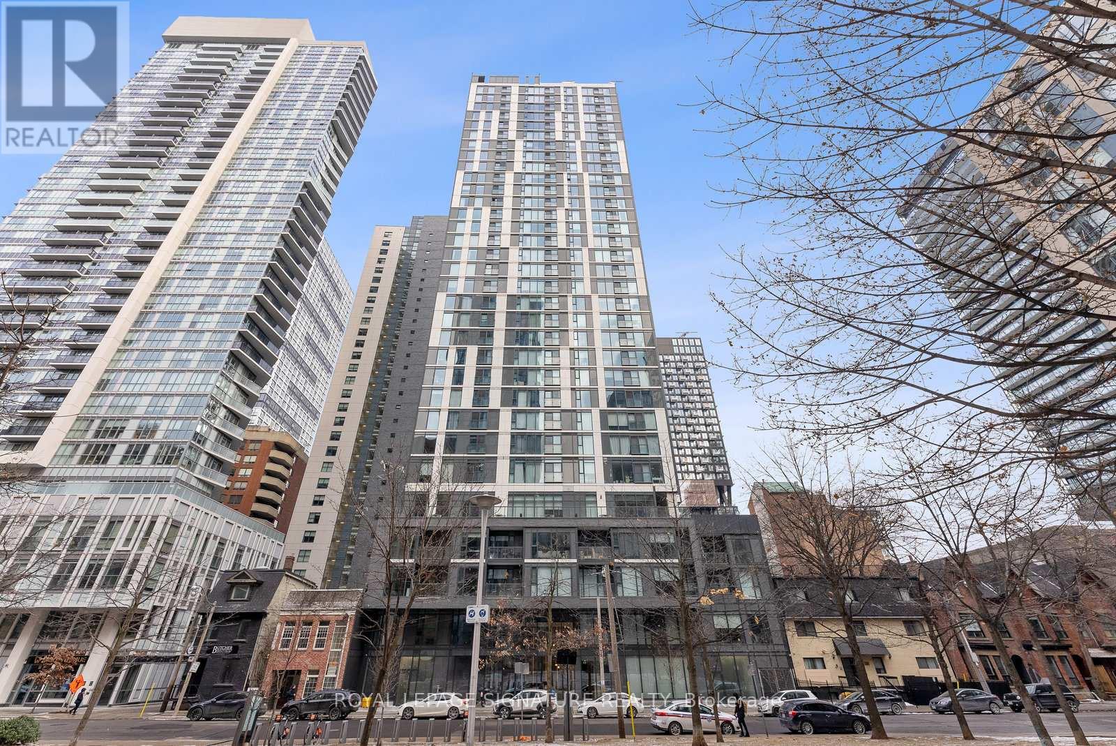 2209 - 65 MUTUAL STREET, Toronto, Ontario