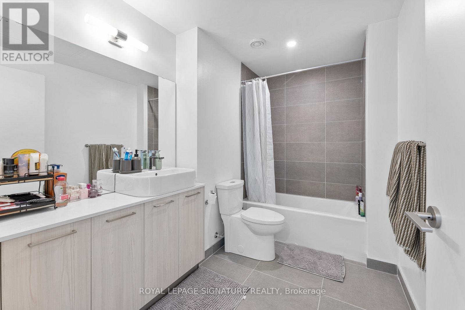 2209 - 65 Mutual Street, Toronto, Ontario  M5B 0E5 - Photo 15 - C13006026